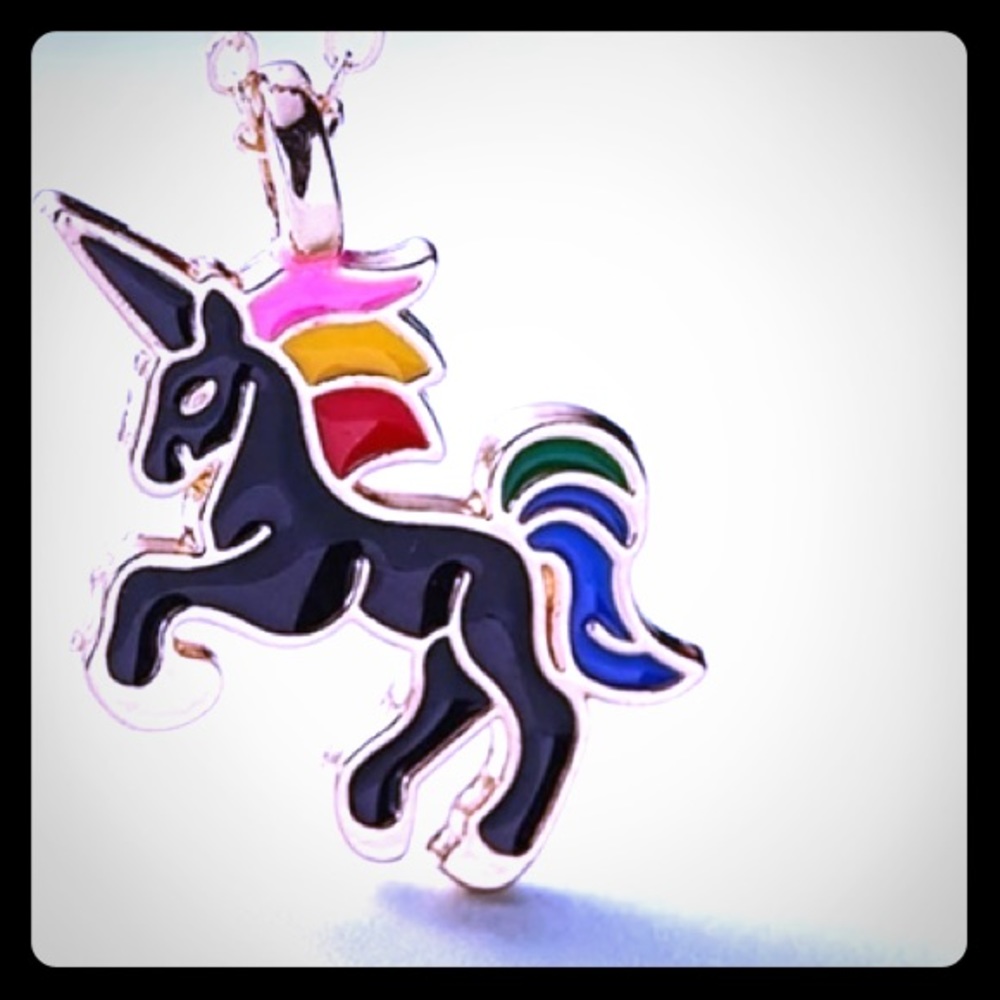 🔴🔴🔴🦄Unicorn Neclaces🦄